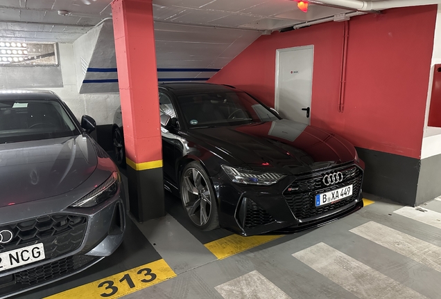 Audi RS6 Avant C8