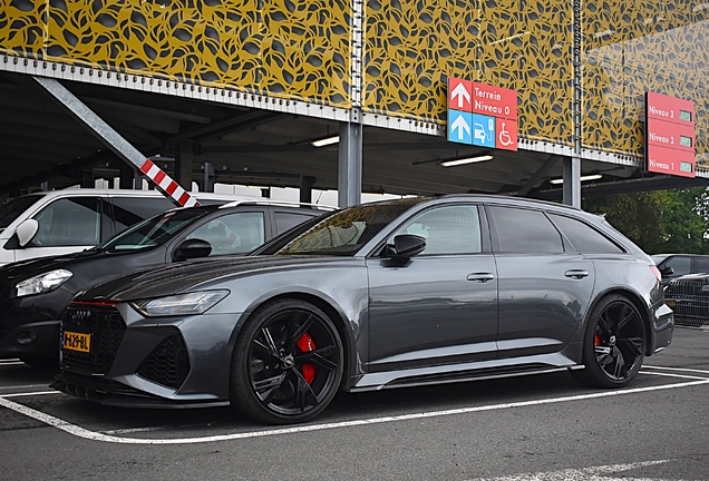 Audi RS6 Avant C8 Urban