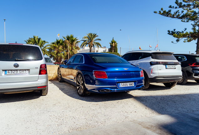 Bentley Flying Spur Hybrid Azure
