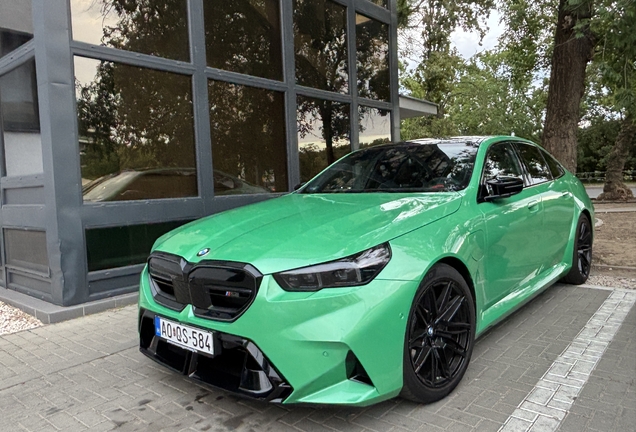 BMW M5 G90