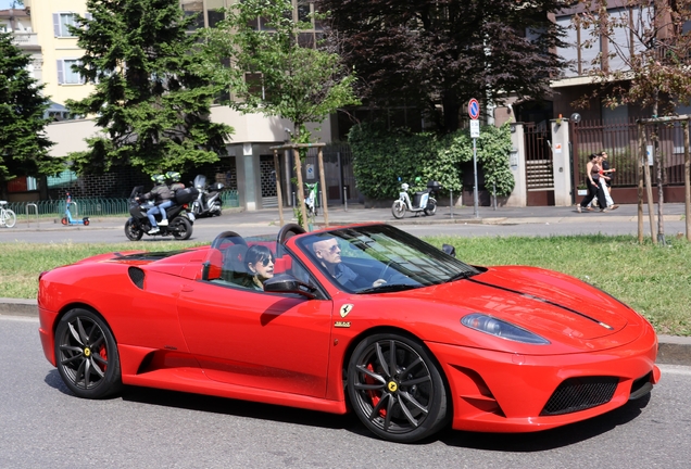 Ferrari Scuderia Spider 16M