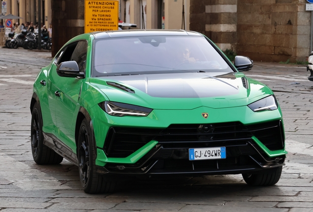 Lamborghini Urus Performante