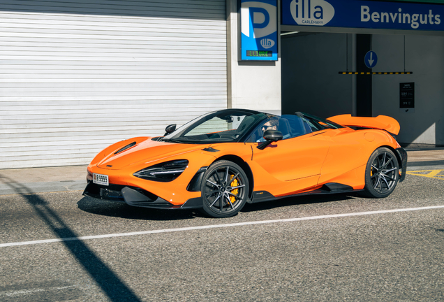 McLaren 765LT Spider