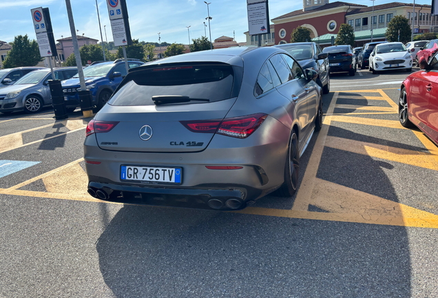 Mercedes-AMG CLA 45 S Shooting Brake X118