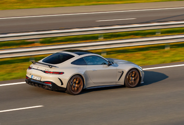 Mercedes-AMG GT 63 C192