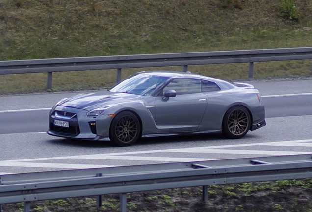 Nissan GT-R 2017