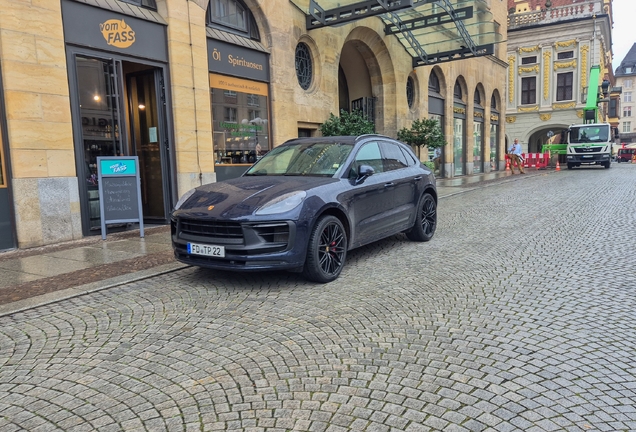 Porsche 95B Macan GTS MkIII