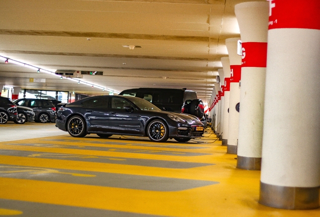 Porsche 971 Panamera Turbo S E-Hybrid MkI