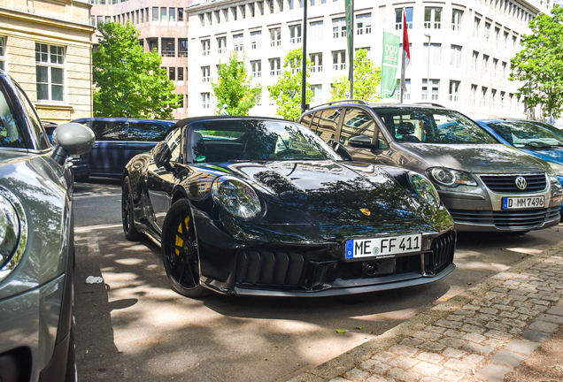 Porsche 992 Carrera 4 GTS Cabriolet MkII