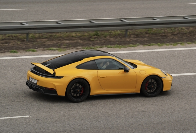 Porsche 992 Carrera 4 GTS MkII