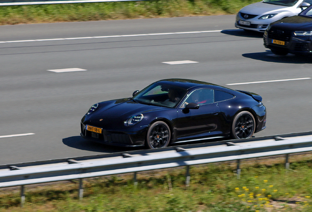Porsche 992 Carrera 4 GTS MkII