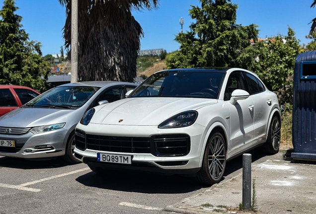 Porsche Cayenne Coupé Turbo S E-Hybrid