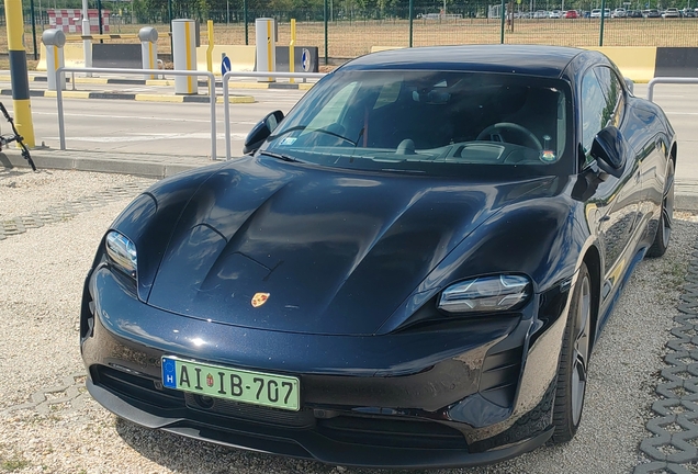 Porsche Taycan GTS Sport Turismo MkI
