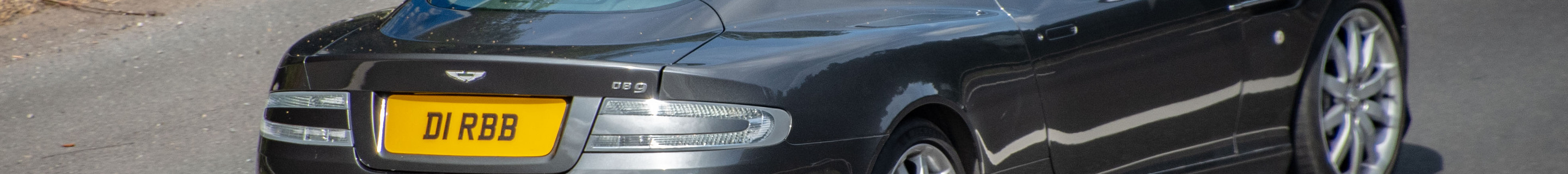 Aston Martin DB9