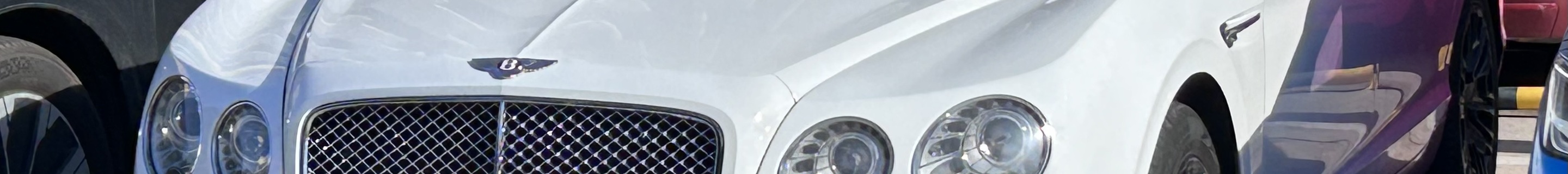 Bentley Flying Spur V8