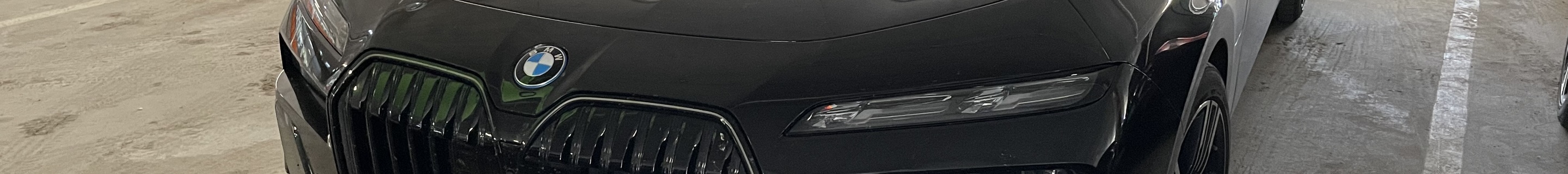 BMW M760e xDrive