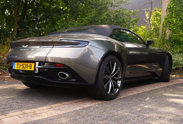 Aston Martin DB11 V8 Volante