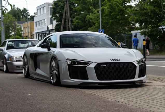 Audi R8 V10 Plus 2015