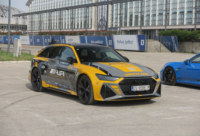 Audi RS6 Avant C8