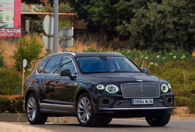 Bentley Bentayga Hybrid 2021