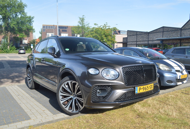 Bentley Bentayga Hybrid 2021 First Edition