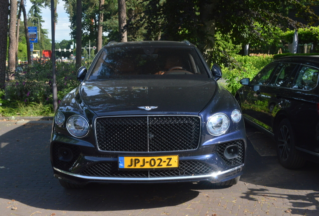 Bentley Bentayga V8 2021