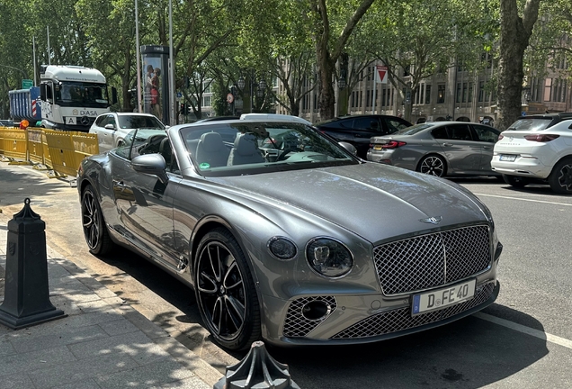 Bentley Continental GTC 2019