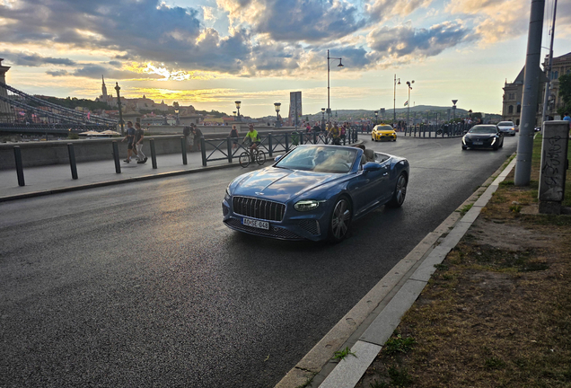 Bentley Continental GTC 2025