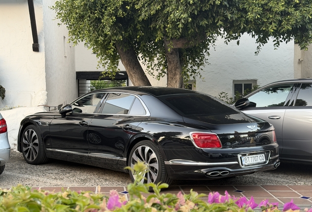 Bentley Flying Spur V8 2021