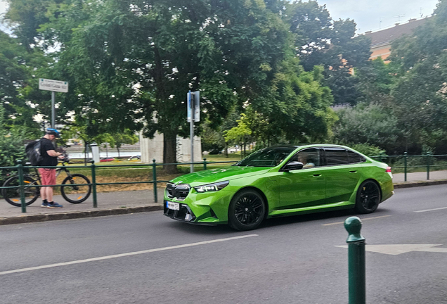 BMW M5 G90