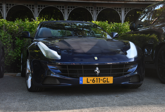 Ferrari FF