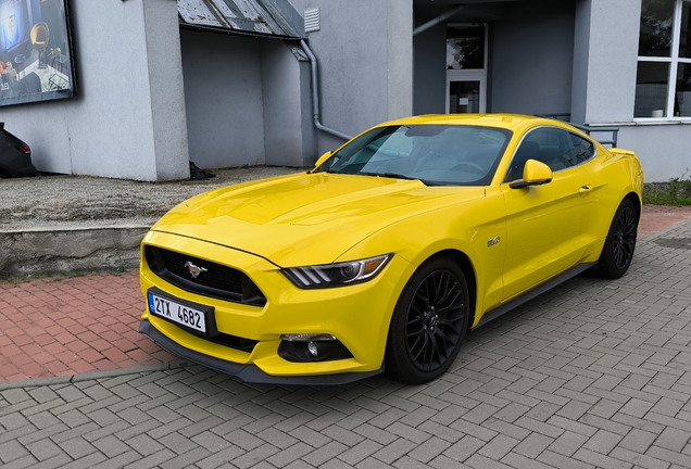 Ford Mustang GT 2015