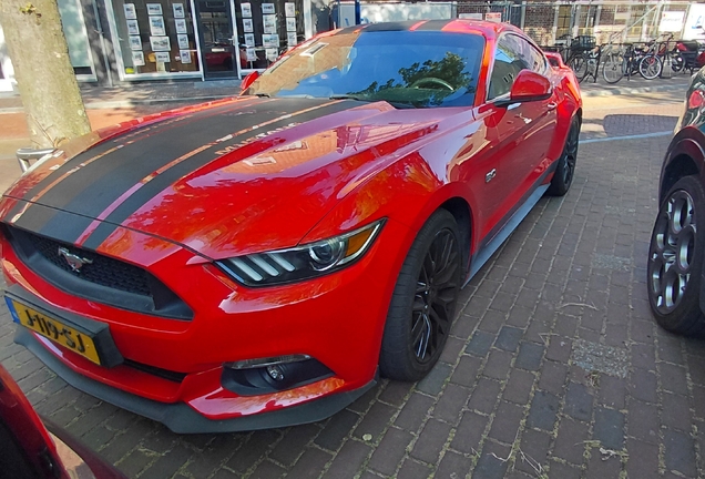 Ford Mustang GT 2015