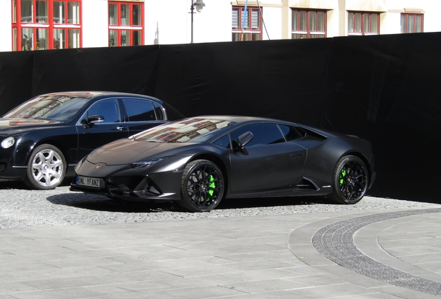 Lamborghini Huracán LP640-4 EVO