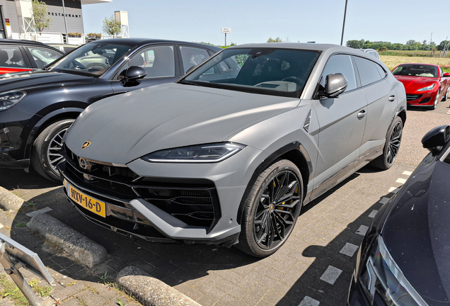 Lamborghini Urus SE
