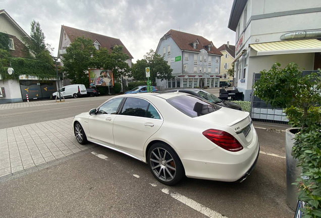 Mercedes-Benz S 63 AMG V222