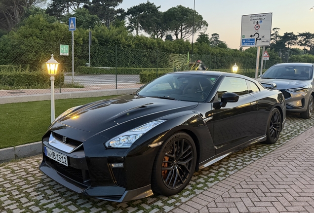 Nissan GT-R 2017