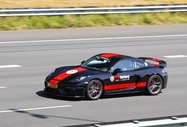 Porsche 718 Cayman GT4