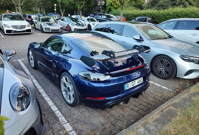 Porsche 718 Cayman GT4 RS Weissach Package