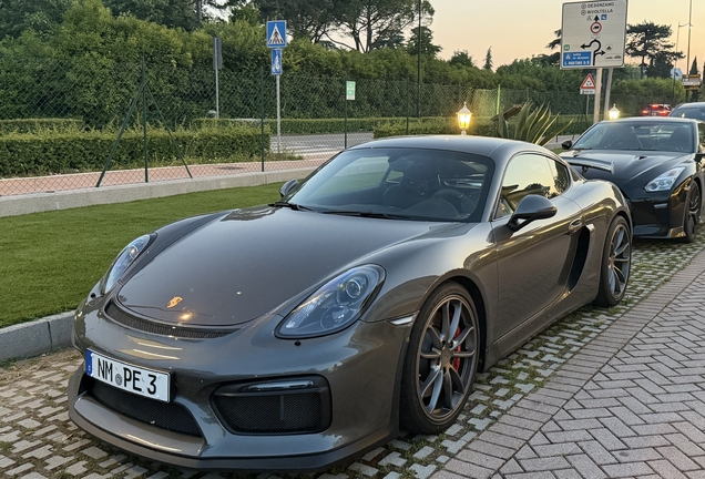Porsche 981 Cayman GT4