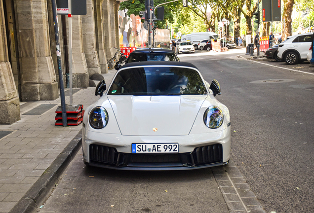 Porsche 992 Carrera 4 GTS Cabriolet MkII