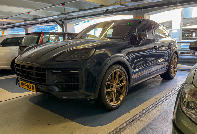 Porsche Cayenne Coupé Turbo E-Hybrid