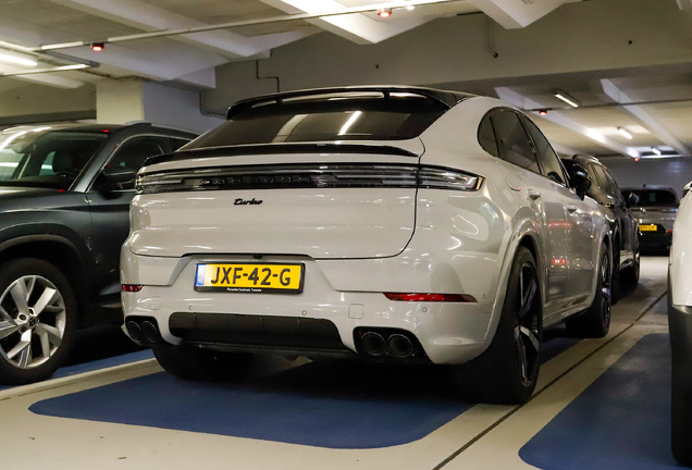 Porsche Cayenne Coupé Turbo E-Hybrid