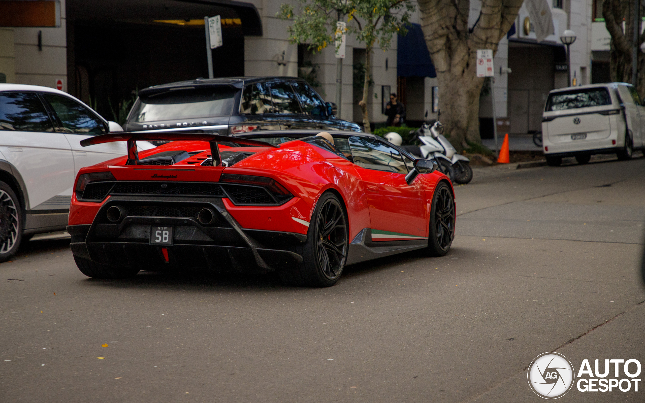 Lamborghini Huracán LP640-4 Performante Spyder