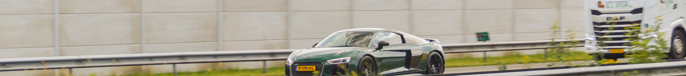 Audi R8 V10 Plus 2015