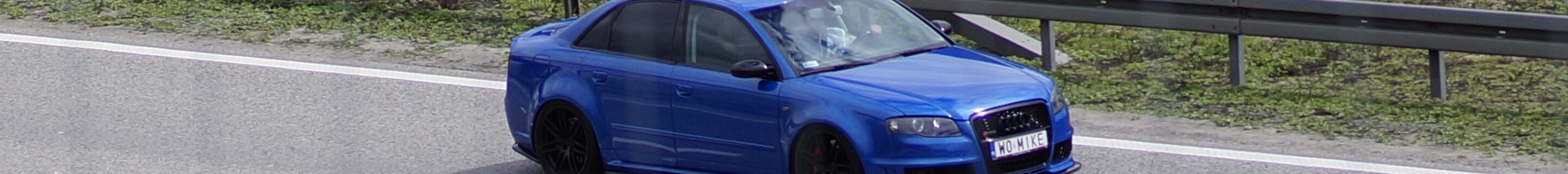 Audi RS4 Sedan