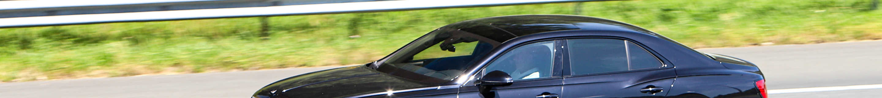 Bentley Flying Spur V8 2021