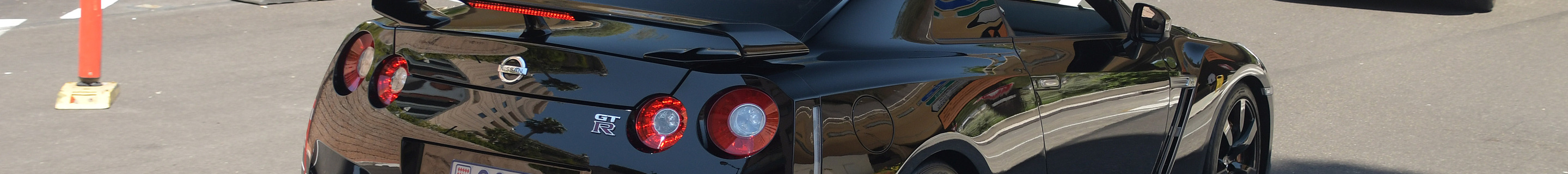 Nissan GT-R