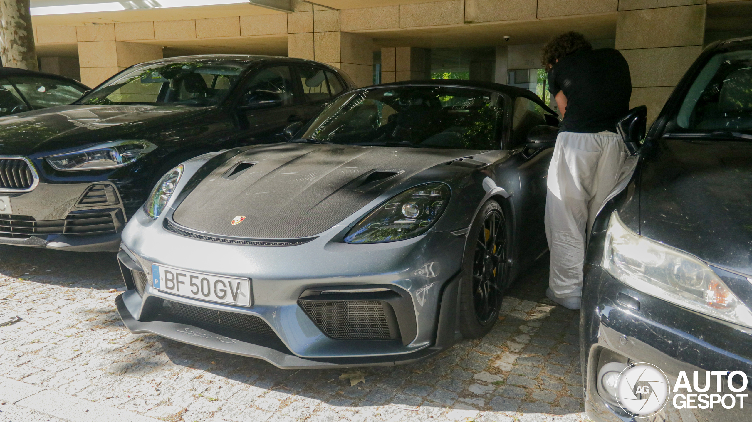 Porsche 718 Spyder RS Weissach Package