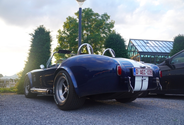 AC Cobra 427
